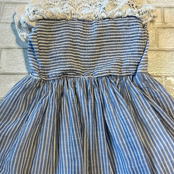 Abercrombie & Fitch White and Blue Striped Smocked Sundress - Picture 8 of 8